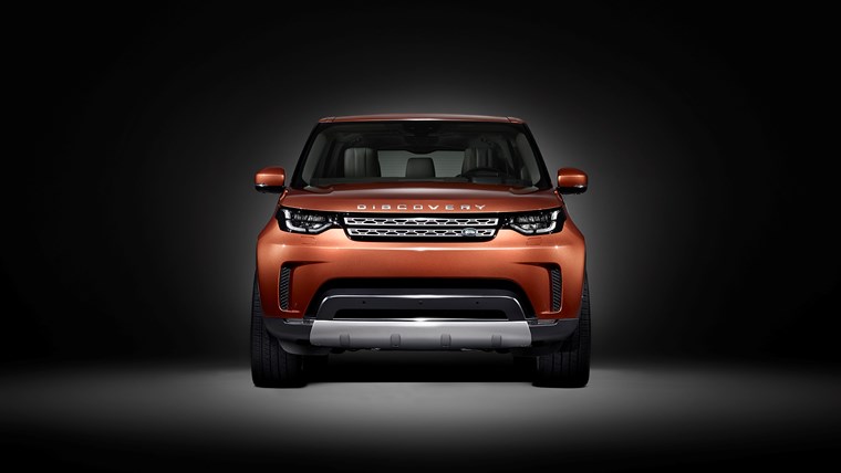 Главное в рождественских поездках - Land Rover Discovery