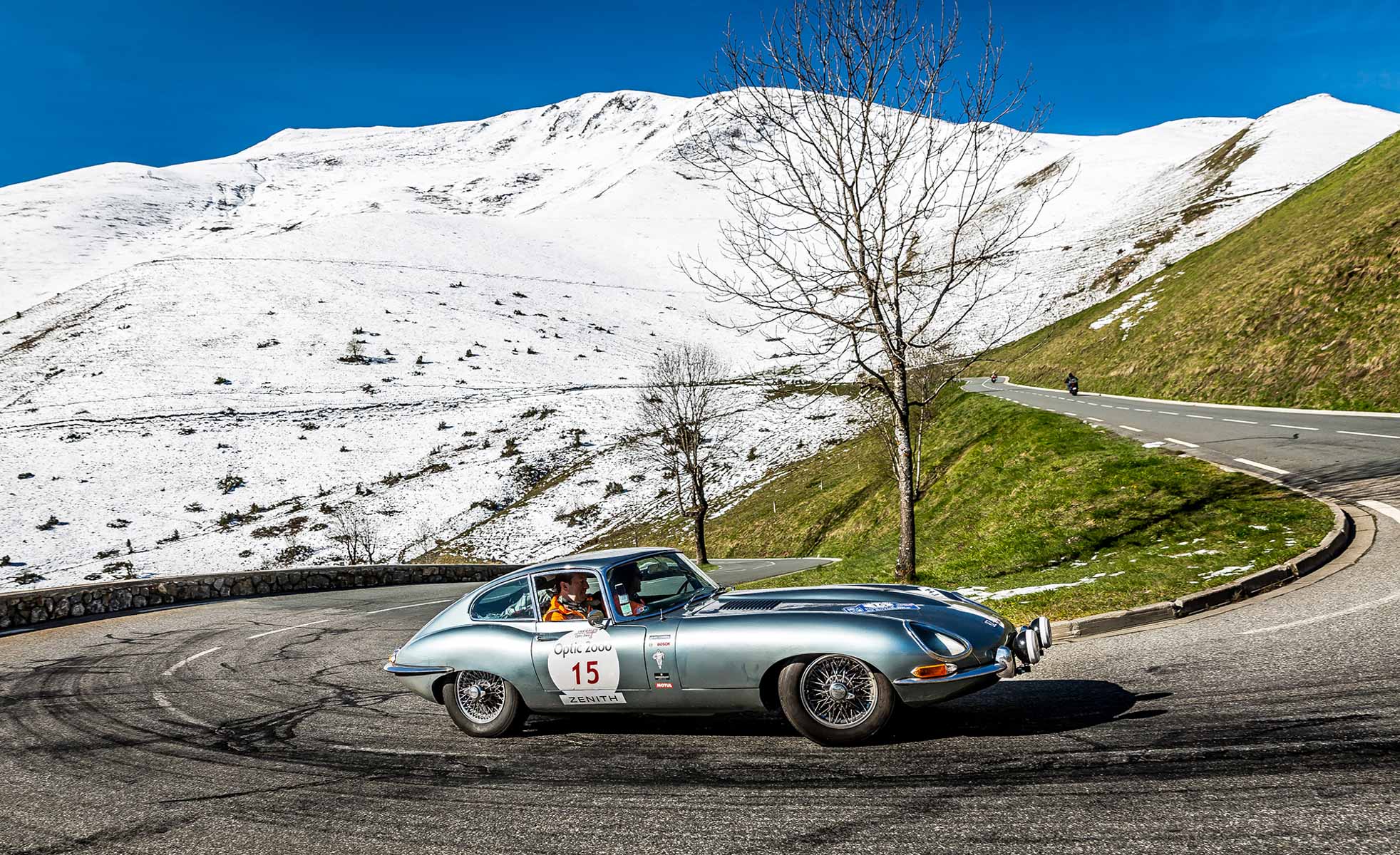 Tour Auto 2017 - Дневник путешествия Jaguar E-Type - Jaguar Rules