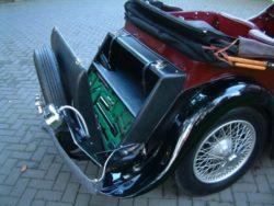 SS jaguar Tourer trunk
