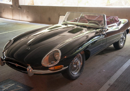 Jaguar E-Type первая серия