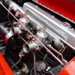 Jaguar 100 Saoutchik Roadster engine