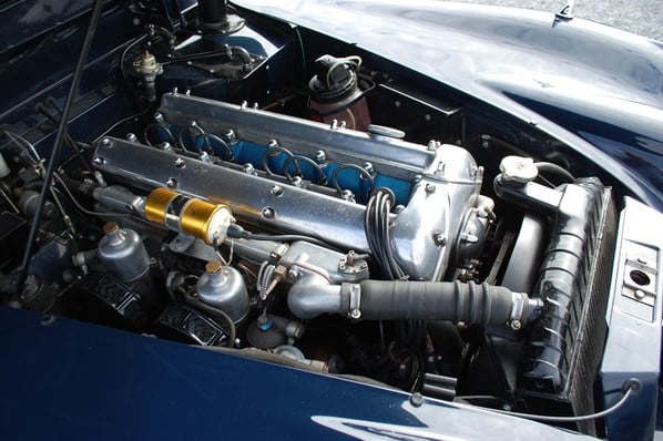 Jaguar XK150 DHC engine