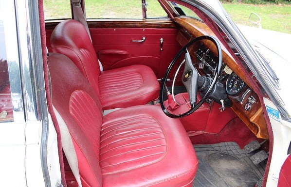 Jaguar 240 interior