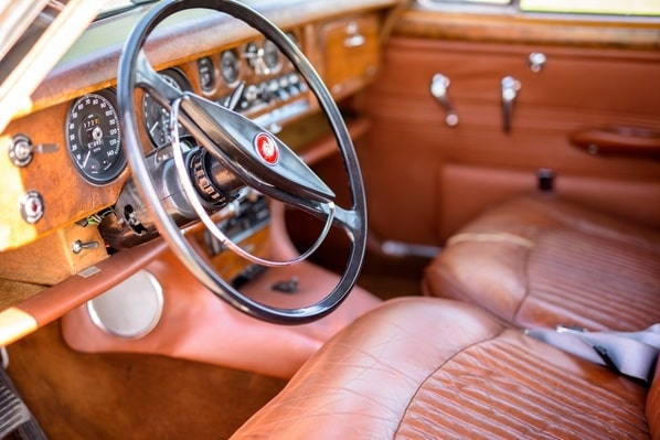 Jaguar S-Type interior