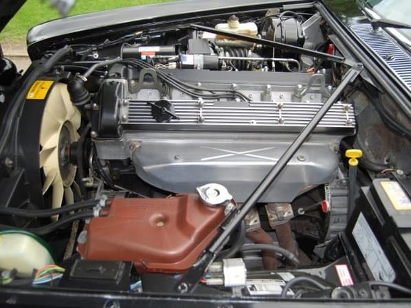 Jaguar XJ Series 3 4.2 litre engine