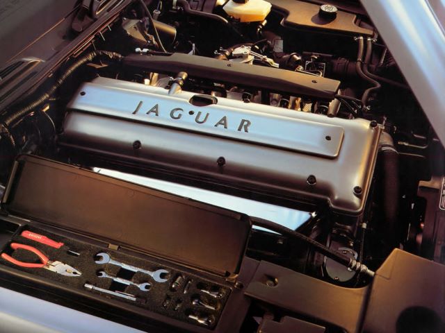 Jaguar AJ16 двигатель 