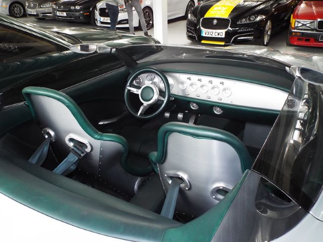 Jaguar F-Type Concept салон