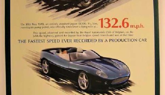 Jaguar XK180 постер